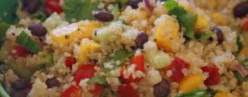quinoa-salad-in-bowl